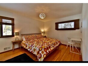 239 Byrondale Ave in Wayzata, MN - Building Photo - Building Photo