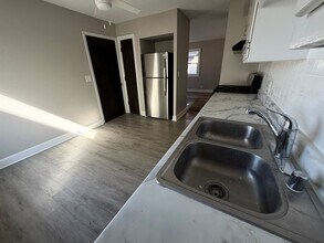 516-518-518 S 70th St in Milwaukee, WI - Building Photo - Building Photo