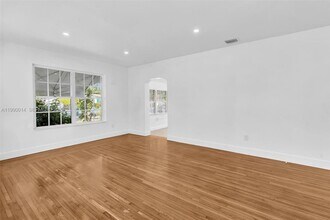 511 SW 23rd Ave in Miami, FL - Building Photo - Building Photo