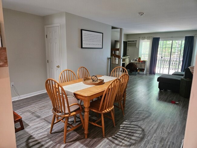 property at 1465 Hooksett Rd. Unit 123