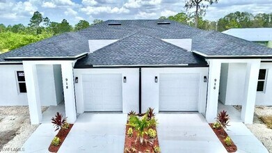 918 Eisenhower Blvd in Lehigh Acres, FL - Building Photo - Building Photo