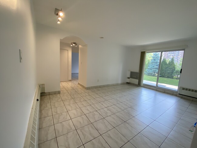 property at 1835 Bloor St