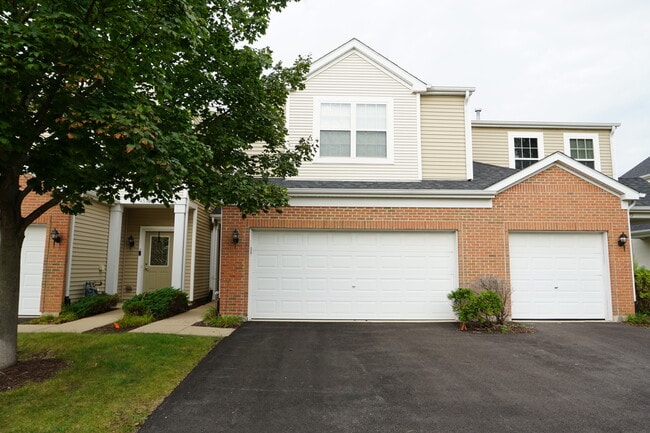 property at 4555 Camden Ln