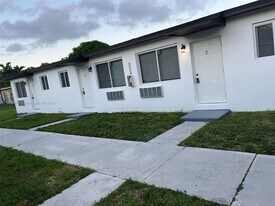 1951 NW 31st St in Miami, FL - Building Photo