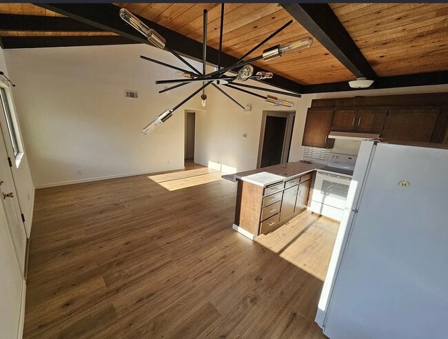 Casa Del Mar Condominiums