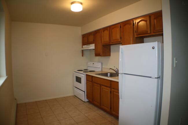104 S Franklin St, Unit 108B4 in Boyertown, PA - Building Photo - Building Photo