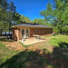 430 Calvin Cir in Batesville, AR - Building Photo - Building Photo