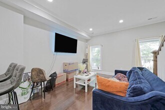 608 Irving St NW in Washington, DC - Building Photo - Building Photo