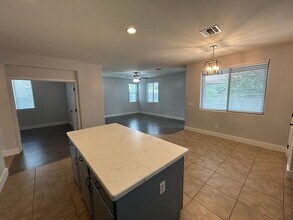 15439 W Poinsettia Dr in Surprise, AZ - Building Photo - Building Photo