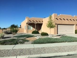 7584 Cricket Hill Dr NE in Albuquerque, NM - Building Photo