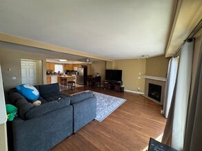 5229 E 26th Ave in Anchorage, AK - Building Photo - Building Photo
