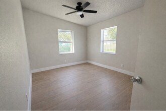 805 NW 12th Ave in Fort Lauderdale, FL - Building Photo - Building Photo