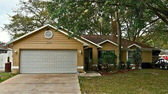 2907 Theresa Dr in Kissimmee, FL - Building Photo