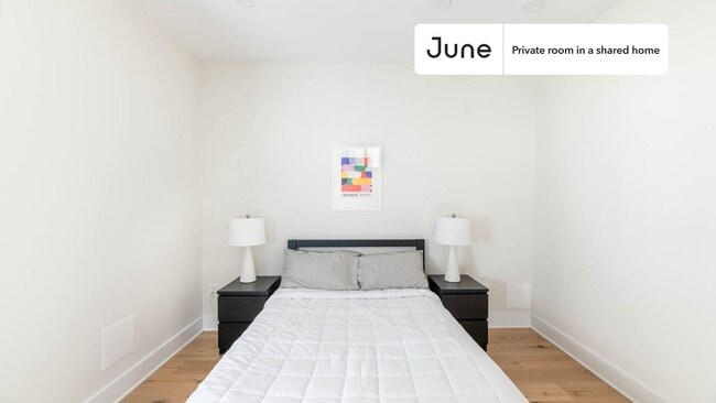 Private bedroom in 3 bed/2.5 bath Home in Washington, DC - Building Photo - Building Photo