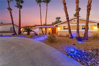 6808 O'Bannon Dr in Las Vegas, NV - Building Photo - Building Photo