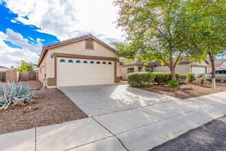 597 W Casa Mirage Dr in Casa Grande, AZ - Building Photo - Building Photo