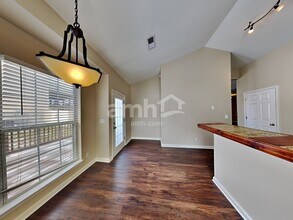 1200 Nighthawk Ct in Mount Juliet, TN - Foto de edificio - Building Photo