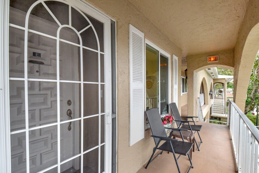 13923 Via Aurora in Delray Beach, FL - Building Photo