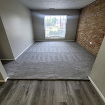 1103 W Maple St in North Canton, OH - Building Photo