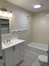 177 West St in Hatfield, MA - Building Photo - Building Photo