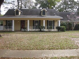 531 Cheryil Ln in Mobile, AL - Building Photo