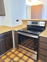 1535 Pensacola St-Unit -#511 in Honolulu, HI - Building Photo - Building Photo