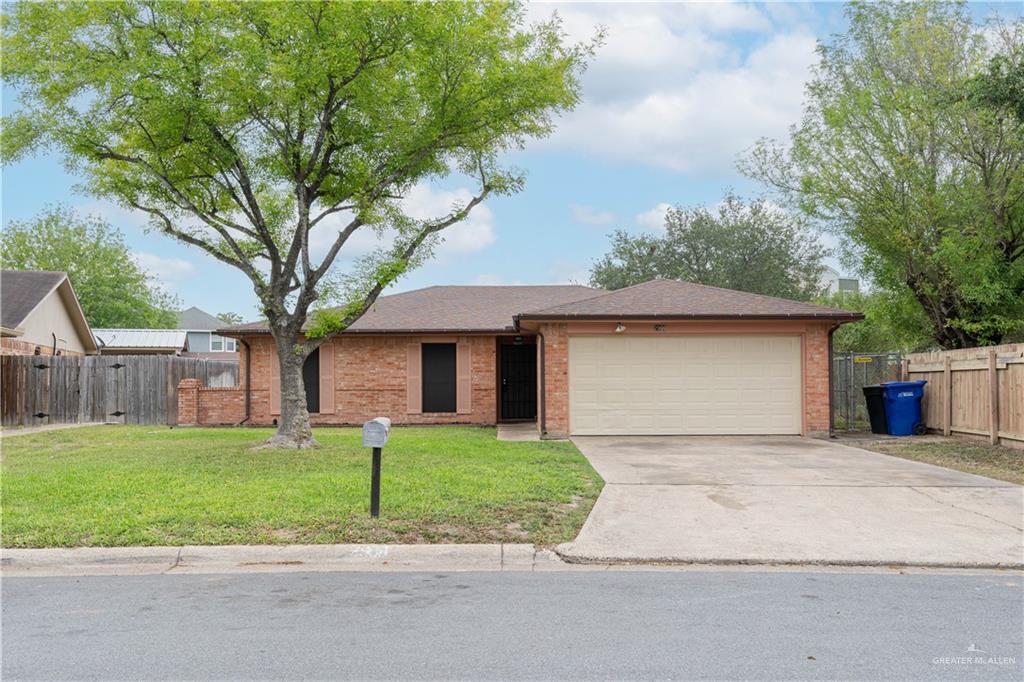 2900 N Cynthia St in McAllen, TX - Building Photo