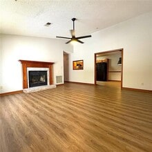 1226 Shannon Way SW in Marietta, GA - Building Photo - Building Photo
