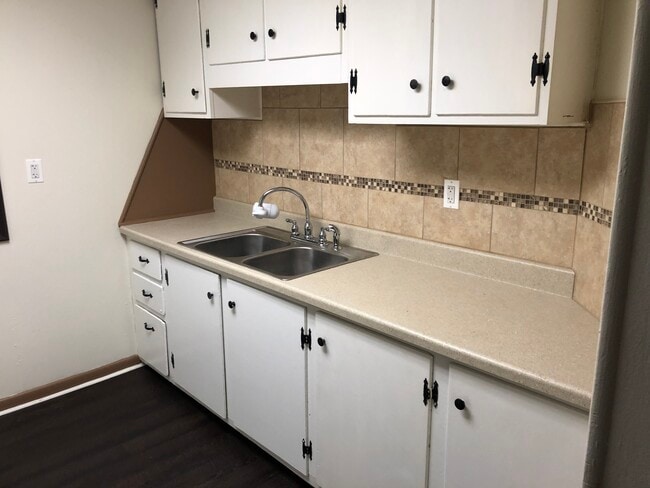 81 Main St, Unit 3 in Hamburg, NY - Building Photo - Building Photo