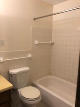 3000 Cliff Rd E in Burnsville, MN - Building Photo - Building Photo