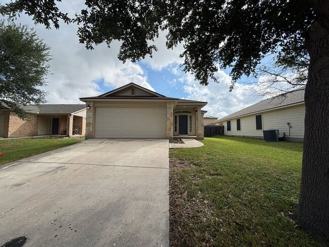 property at 2127 Wiltshire Dr