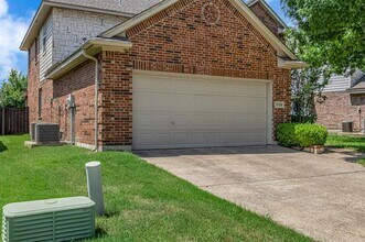 3124 Guadaloupe in Grand Prairie, TX - Building Photo - Building Photo