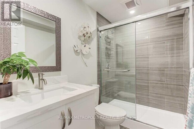 21 Corduroy Rd in Markham, ON - Building Photo - Building Photo