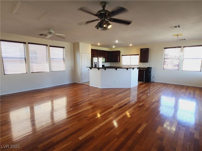 property at 11669 Splendor View Dr