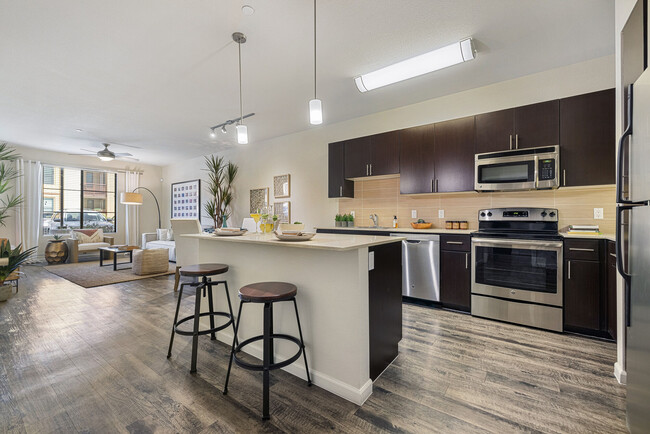IMT Desert Ridge in Phoenix, AZ - Building Photo - Building Photo