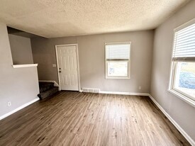 9534 Charlotte St in Kansas City, MO - Building Photo