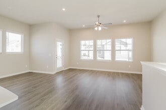 4618 Socrates Wy in Sanford, FL - Foto de edificio - Building Photo