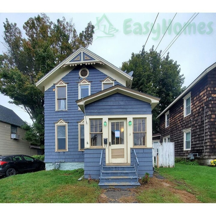 3 E Madison Ave in Johnstown, NY - Building Photo