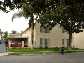 12591 Sunswept Ave in Garden Grove, CA - Building Photo - Building Photo