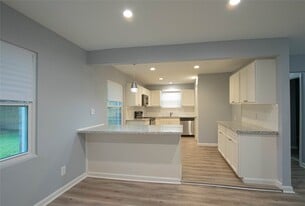 4130 Galesburg St in Houston, TX - Building Photo