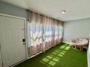 1761 1/2 13th Ave S in St. Petersburg, FL - Building Photo - Building Photo