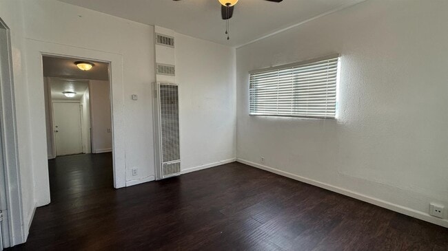 813 W 6th St in Hanford, CA - Building Photo - Building Photo