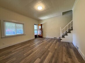 103 Ashton Ave in Pittsburgh, PA - Building Photo - Building Photo