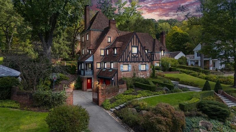 430 Woodland Rd in Sewickley, PA - Building Photo