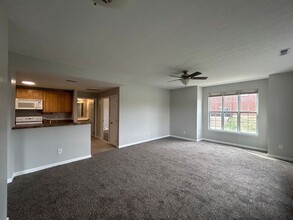 3658 Lilac Ln in Beavercreek, OH - Foto de edificio - Building Photo
