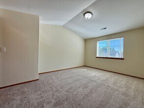 6836 SE 76th Ave in Portland, OR - Foto de edificio - Building Photo