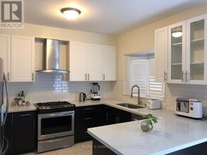 25 Denny St in Ajax, ON - Building Photo - Building Photo
