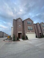 11603 Main Ash Dr in Houston, TX - Building Photo