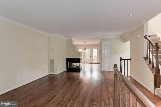1264 Quaker Hill Dr in Alexandria, VA - Building Photo - Building Photo
