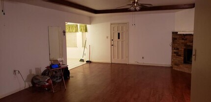 2017 N 5th St in Orange, TX - Building Photo - Building Photo